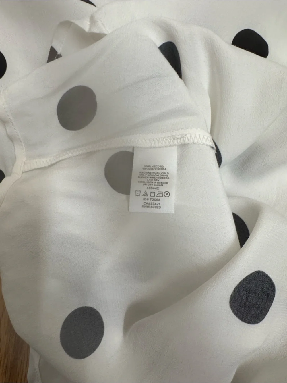NWT LOFT White with Black Polka Dots  Button Back Blouse size Medium